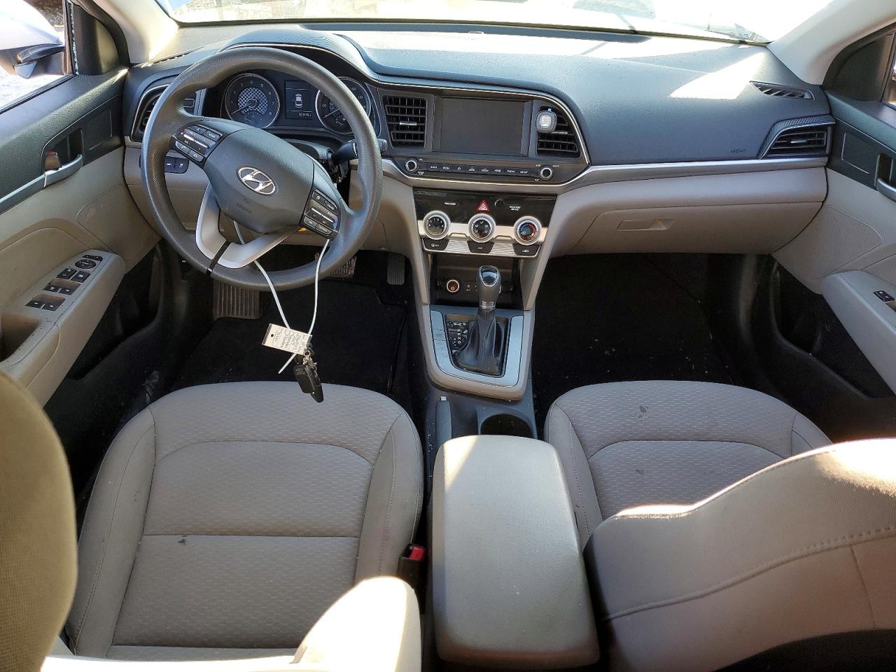 2019 HYUNDAI ELANTRA SEL photo 22