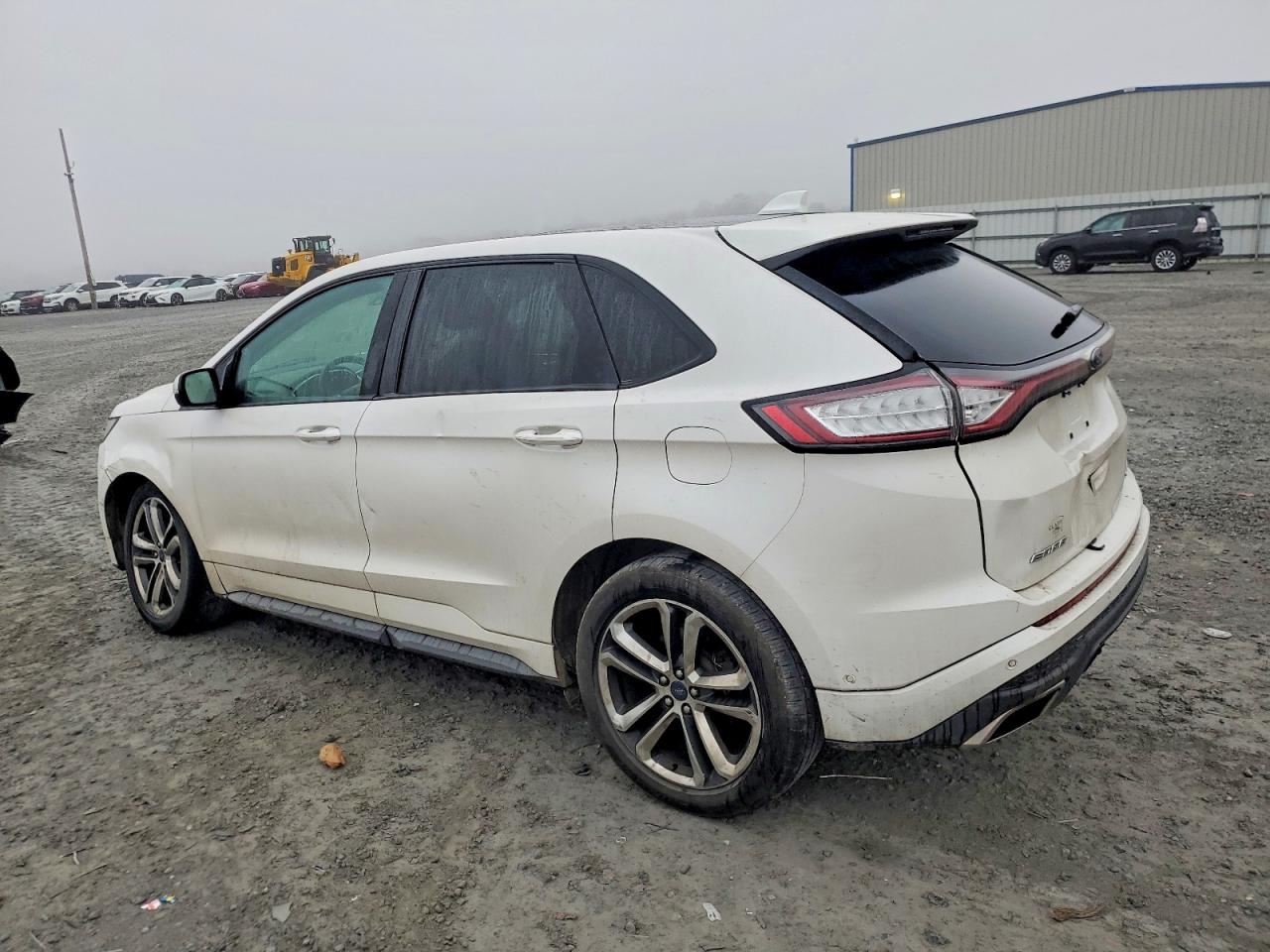 2015 FORD EDGE SPORT photo 2