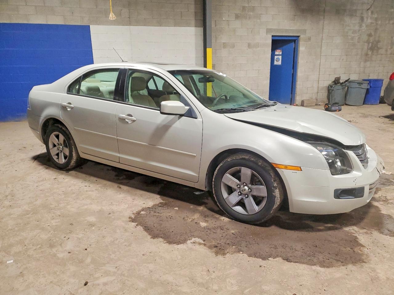 2008 FORD FUSION SE photo 4