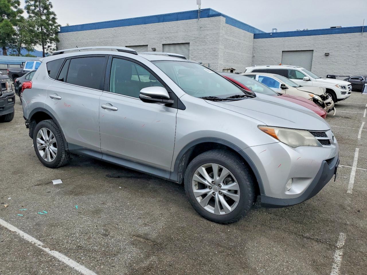 2014 TOYOTA RAV4 LIMITED photo 10