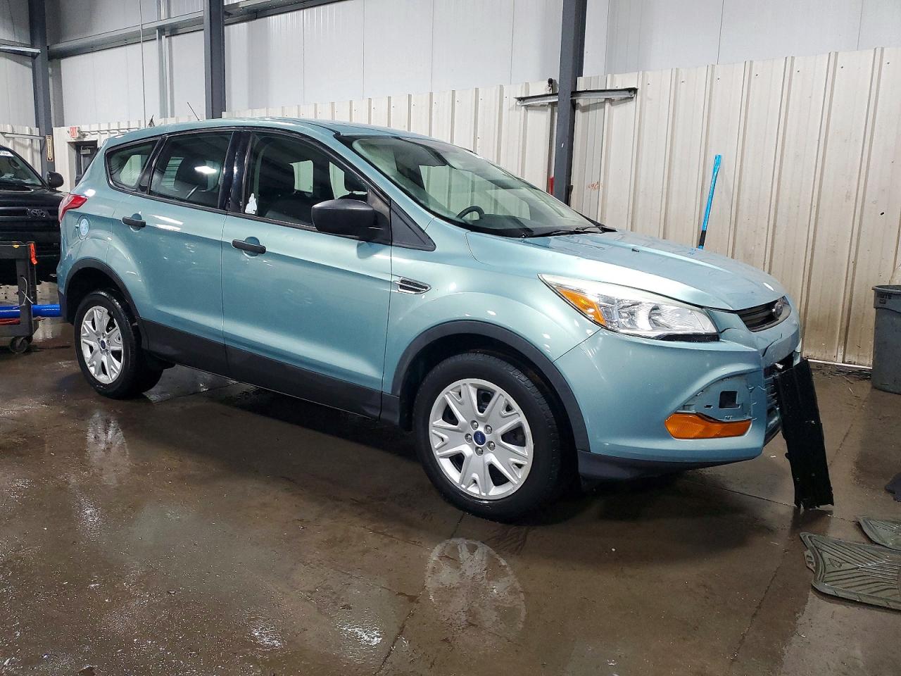2013 FORD ESCAPE S photo 4