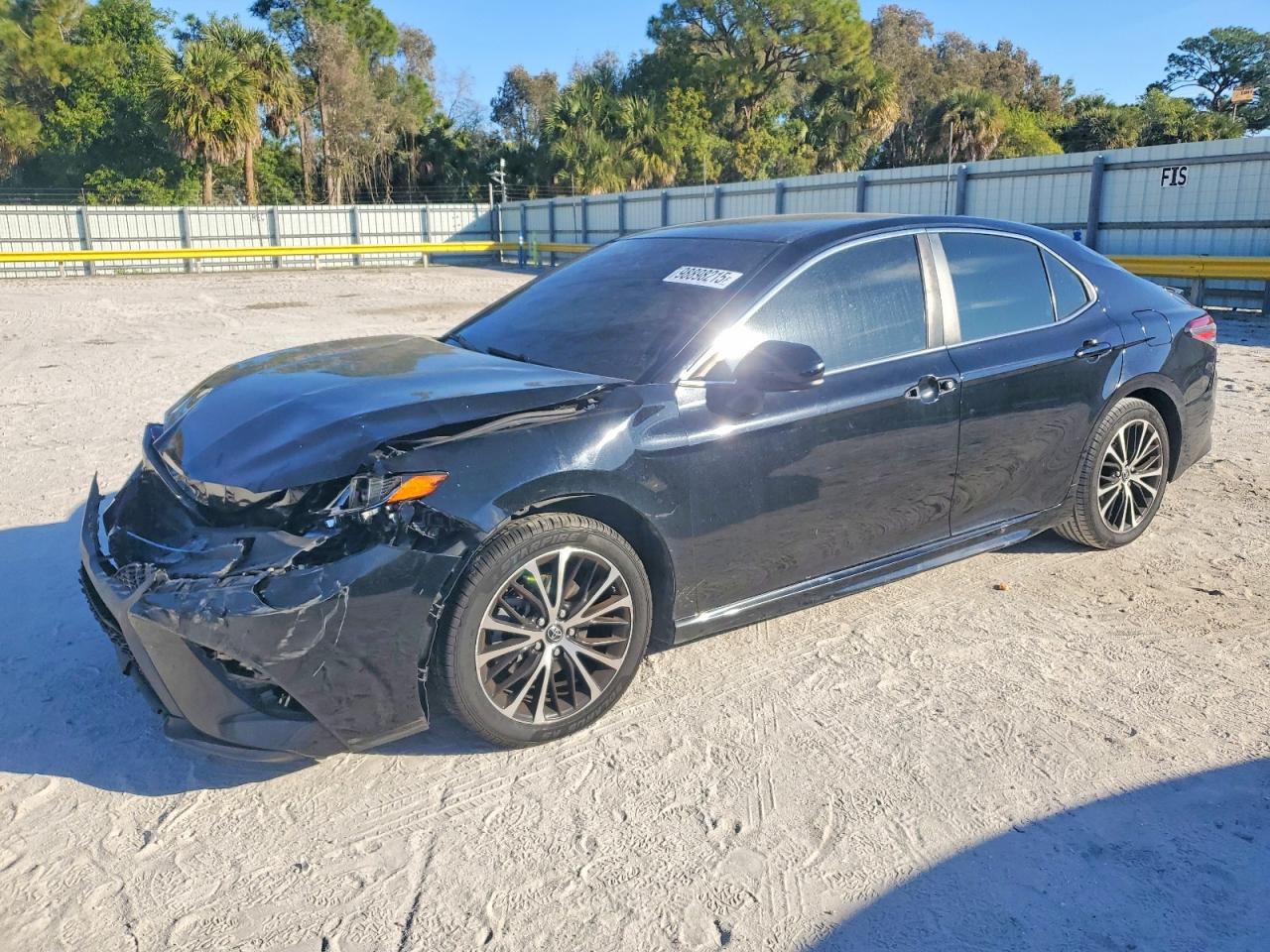 2019 TOYOTA CAMRY