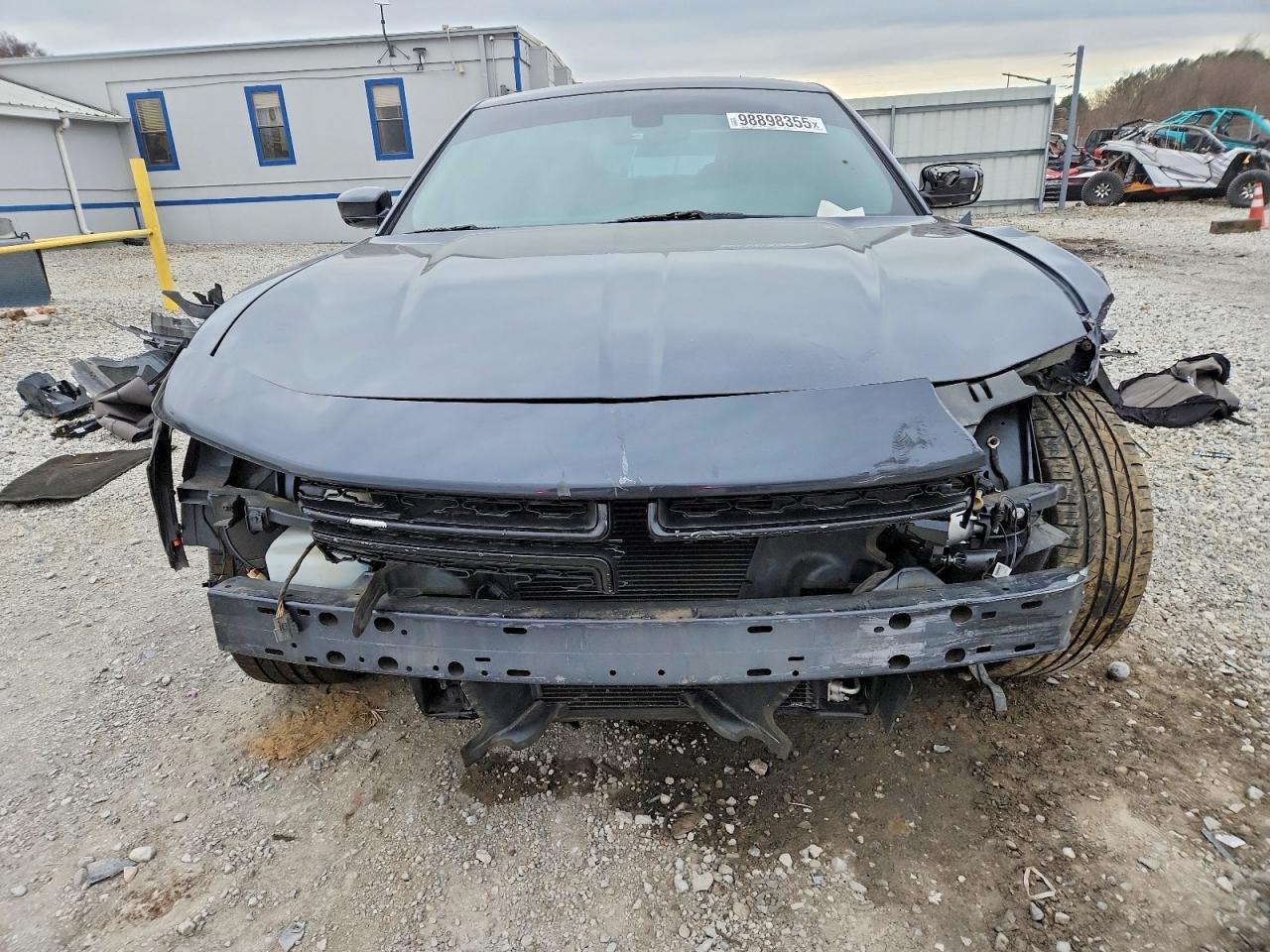 2017 DODGE CHARGER SE photo 5