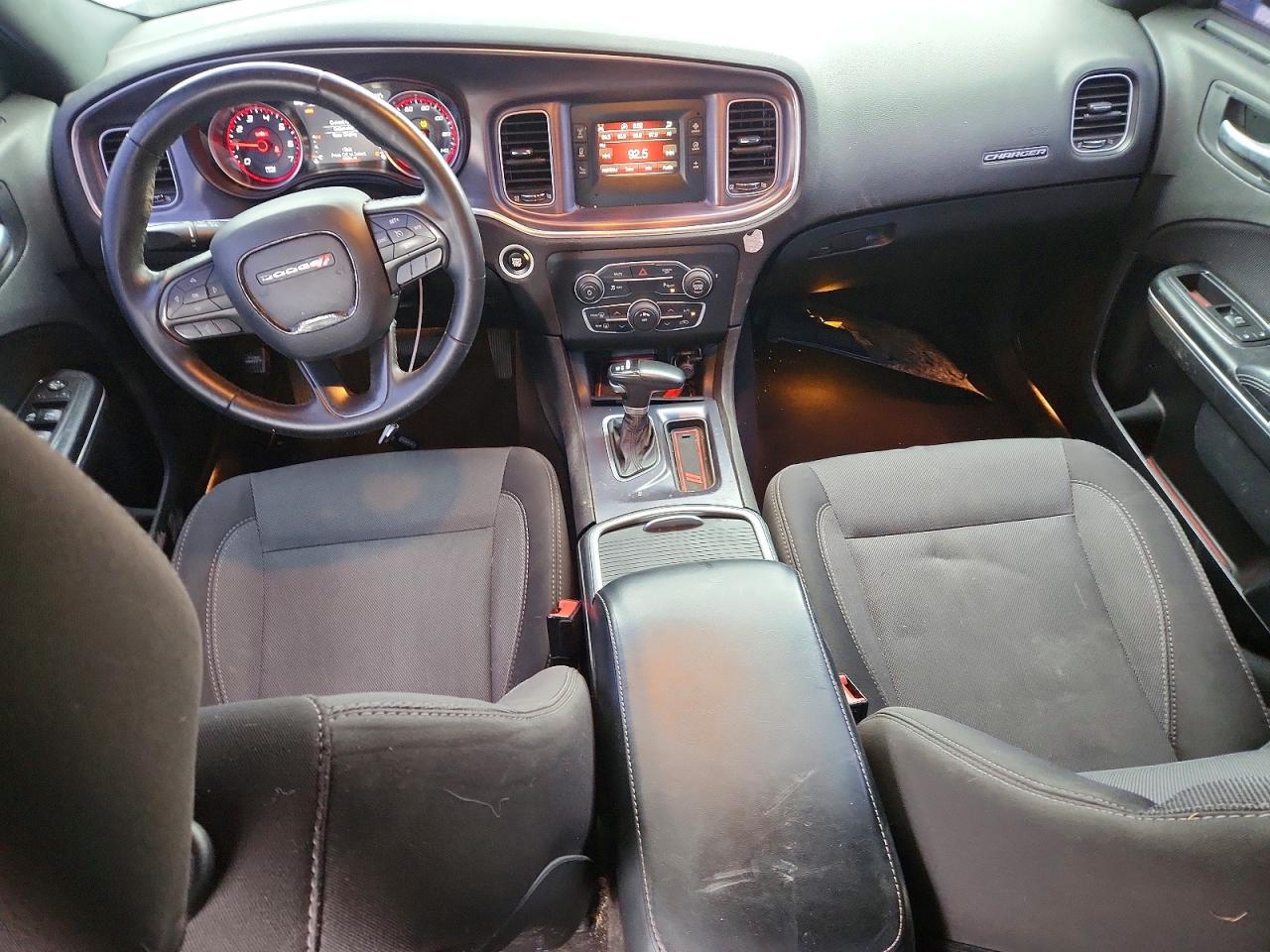 2017 DODGE CHARGER SE photo 8