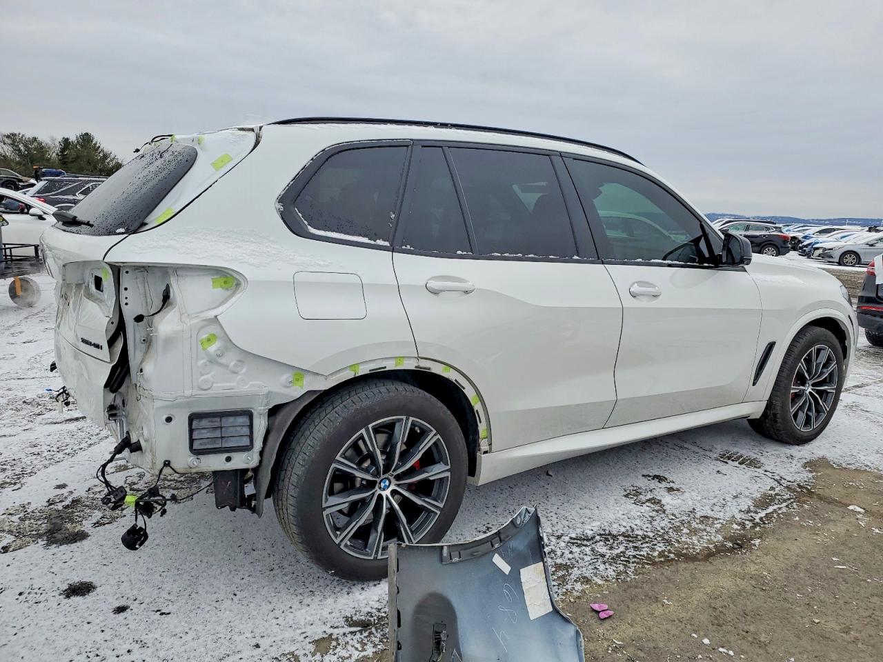 2022 BMW X5 XDRIVE40I photo 3