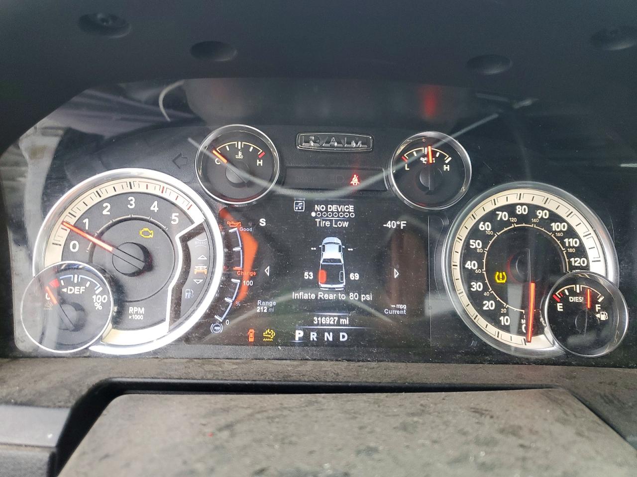 2017 RAM 2500 LARAMIE photo 9