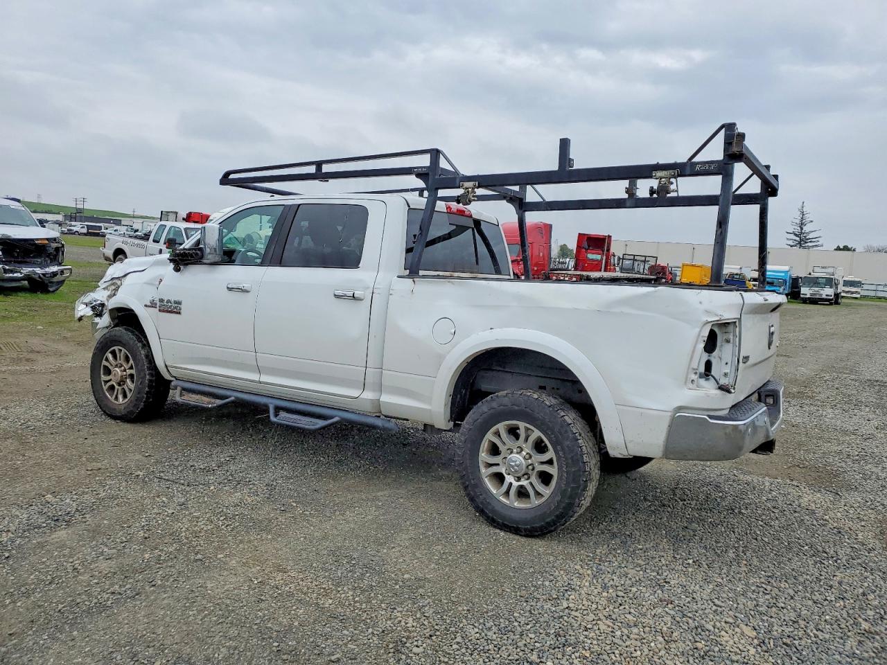 2017 RAM 2500 LARAMIE photo 2