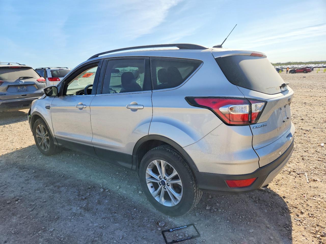 2018 FORD ESCAPE SE photo 2