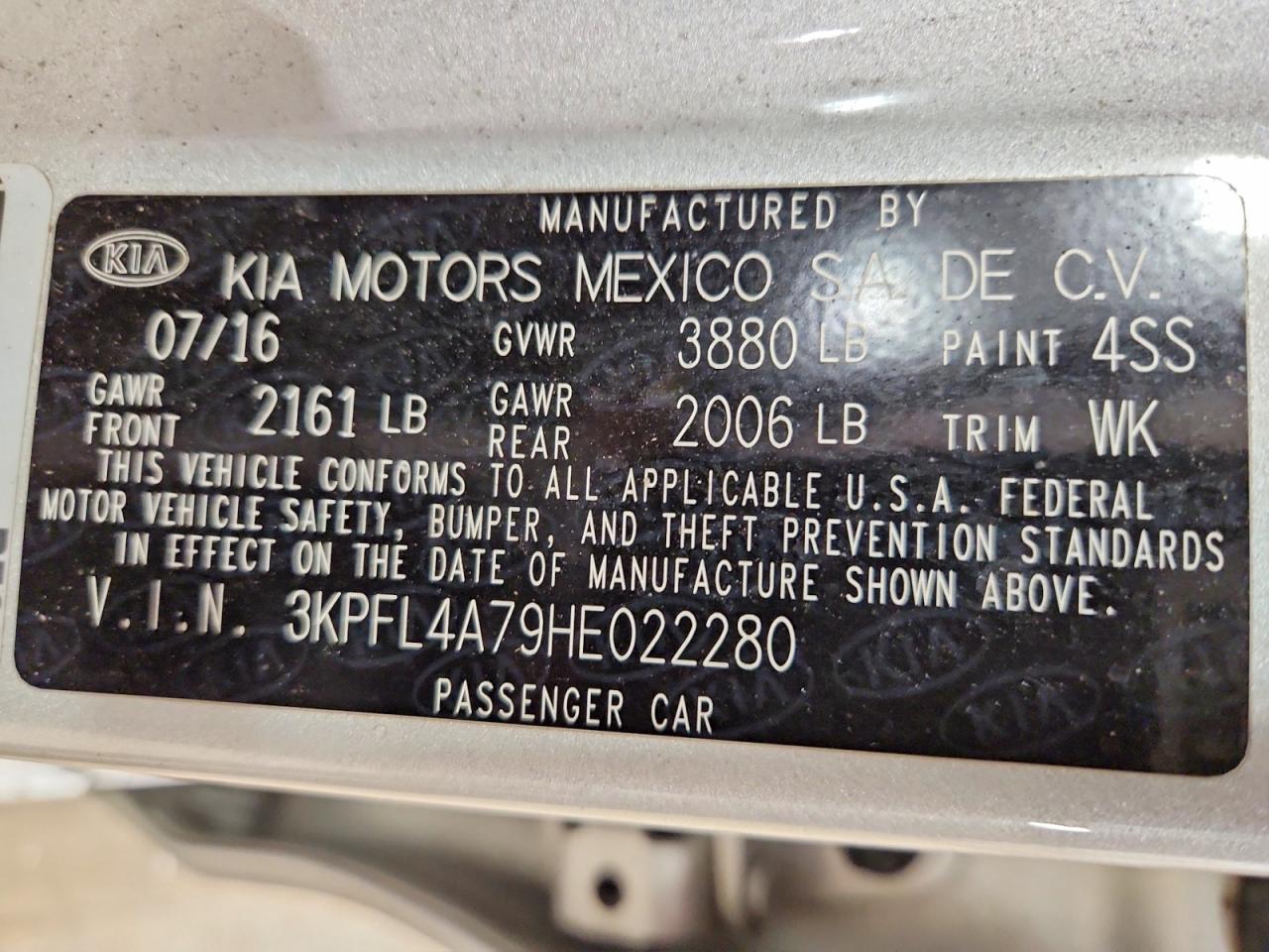 2017 KIA FORTE LX photo 12