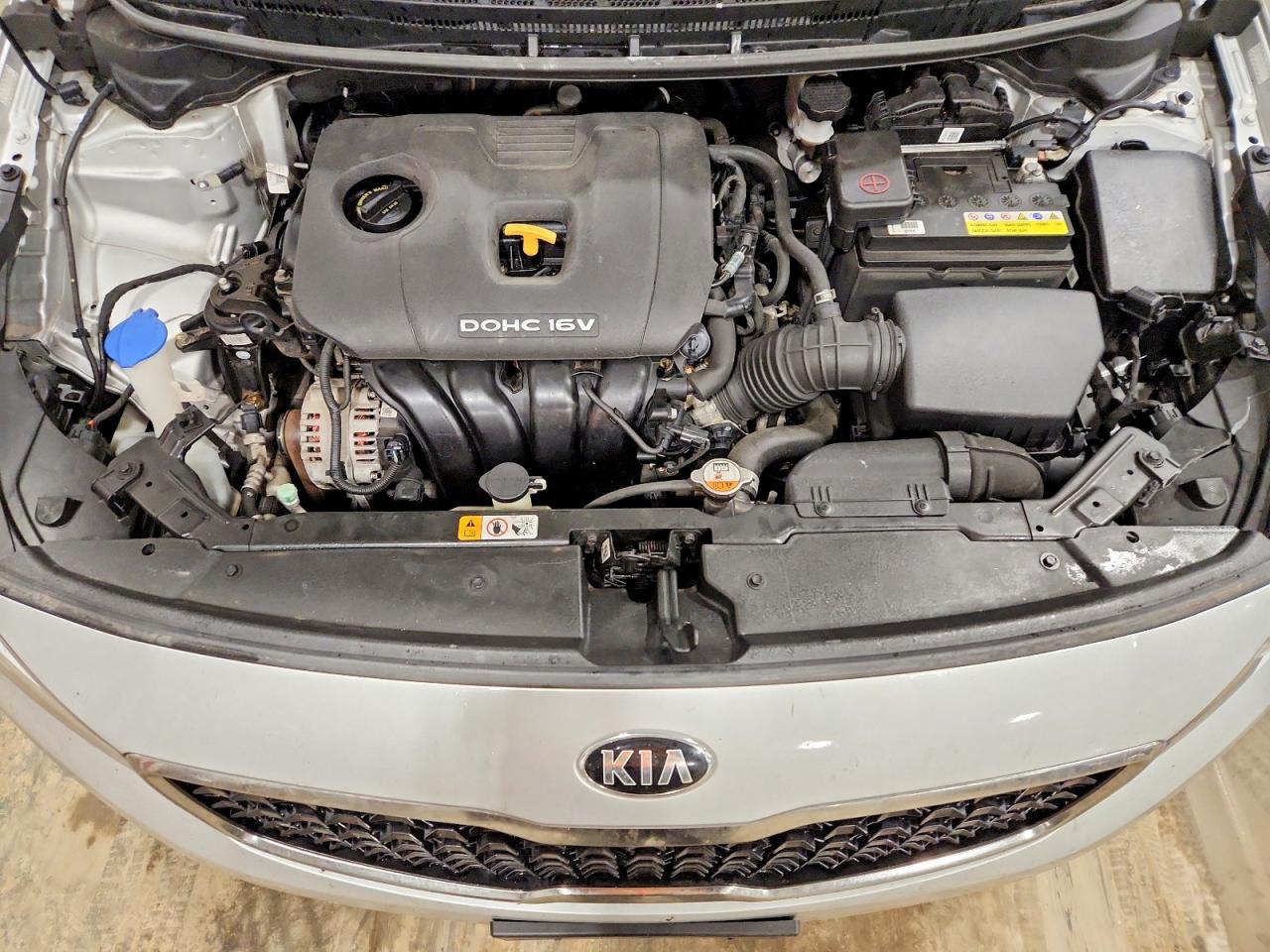 2017 KIA FORTE LX photo 11