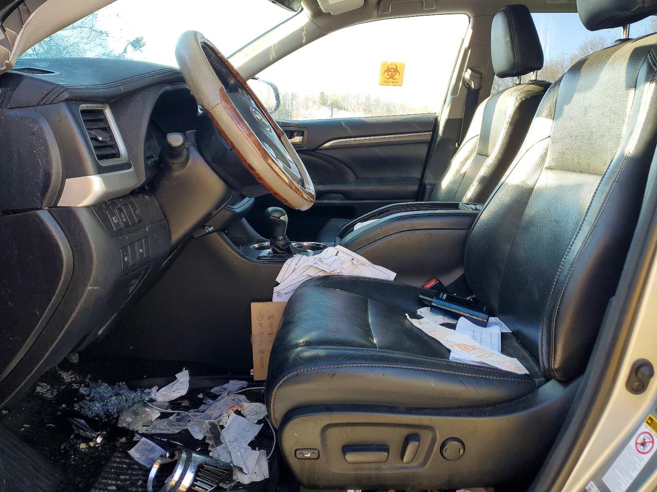 2018 TOYOTA HIGHLANDER LIMITED photo 7