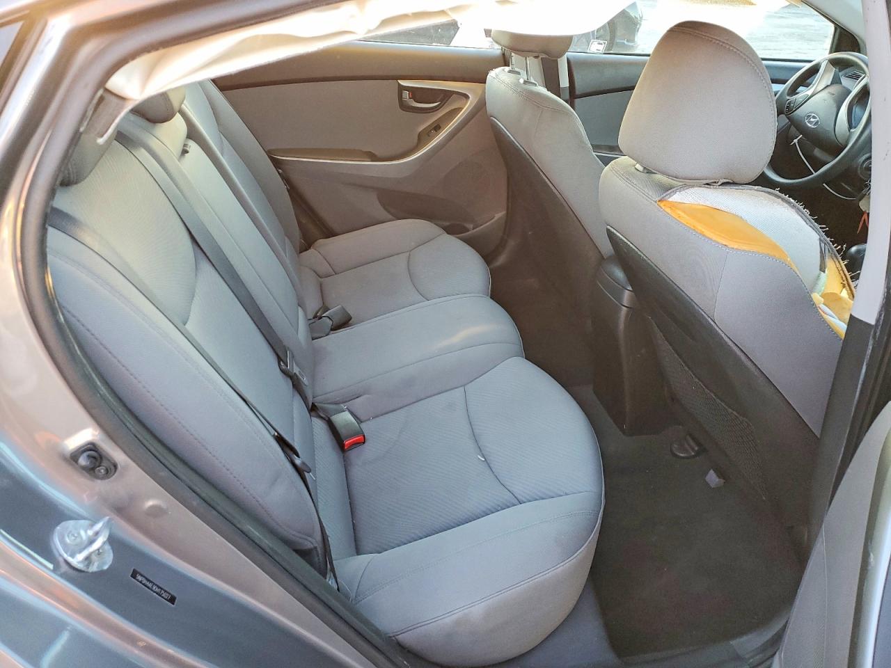 2013 HYUNDAI ELANTRA photo 10