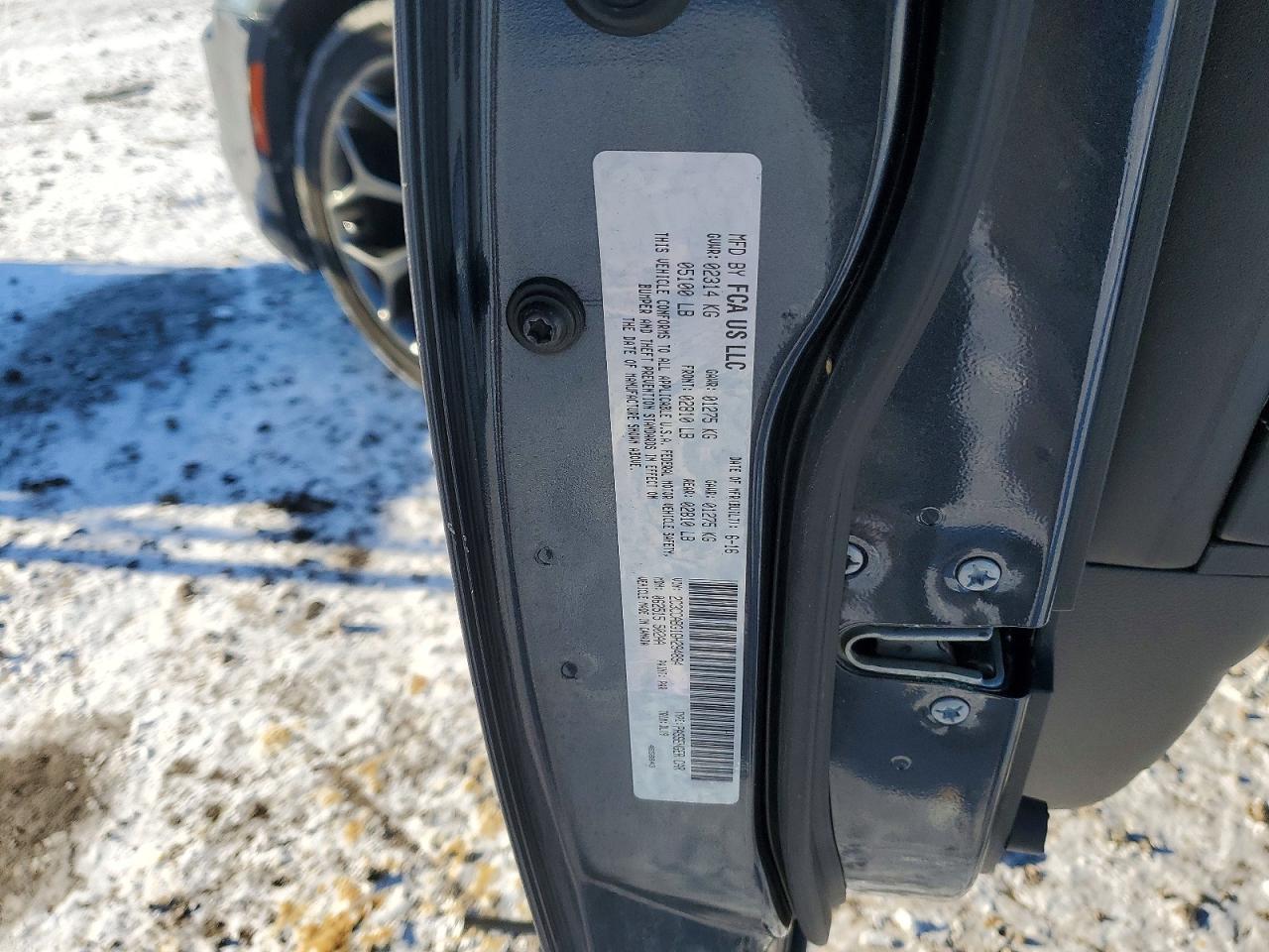 2016 CHRYSLER 300 S photo 34