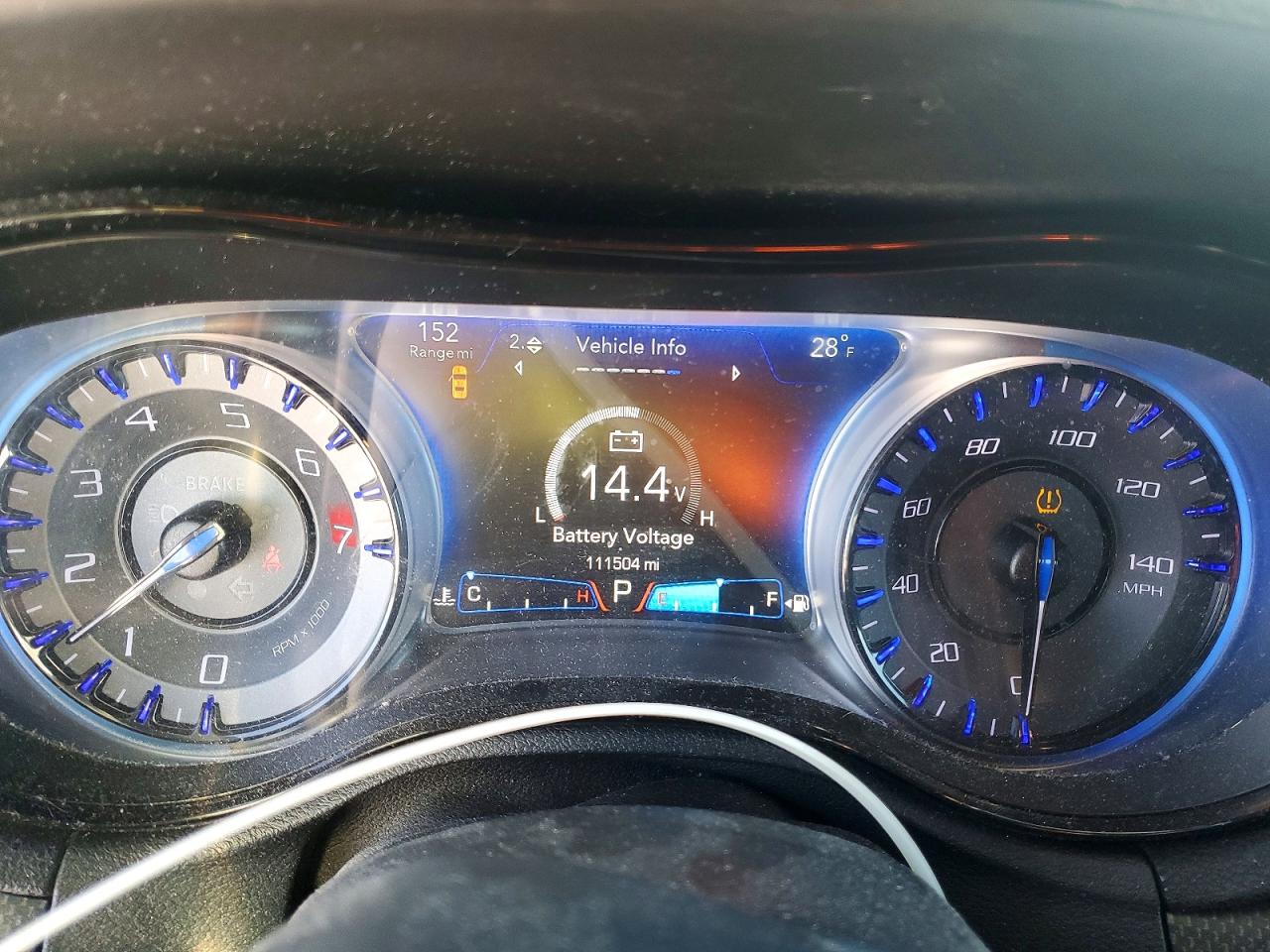 2016 CHRYSLER 300 S photo 25