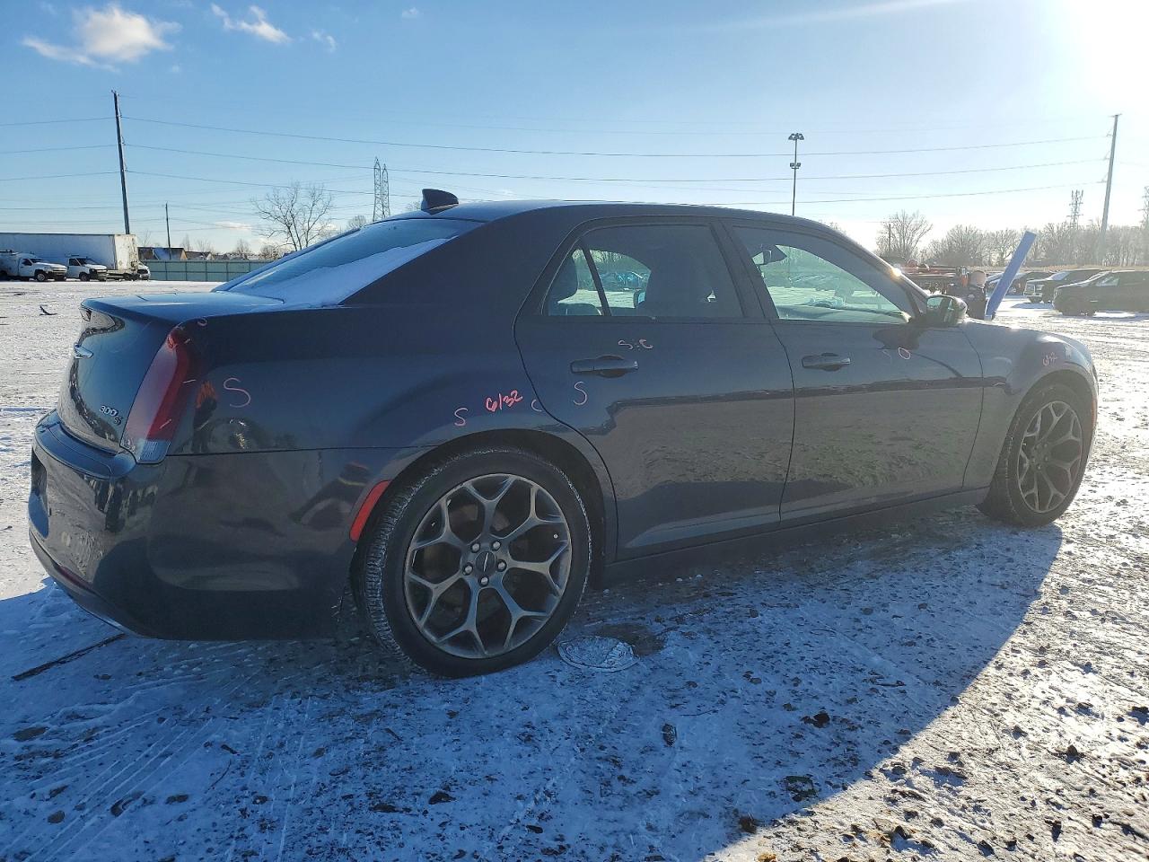 2016 CHRYSLER 300 S photo 7