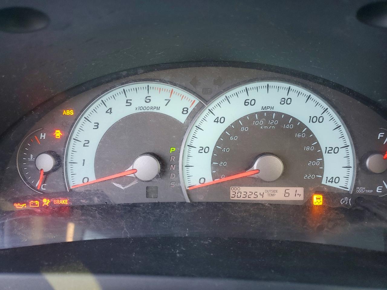 2011 TOYOTA CAMRY BASE photo 9