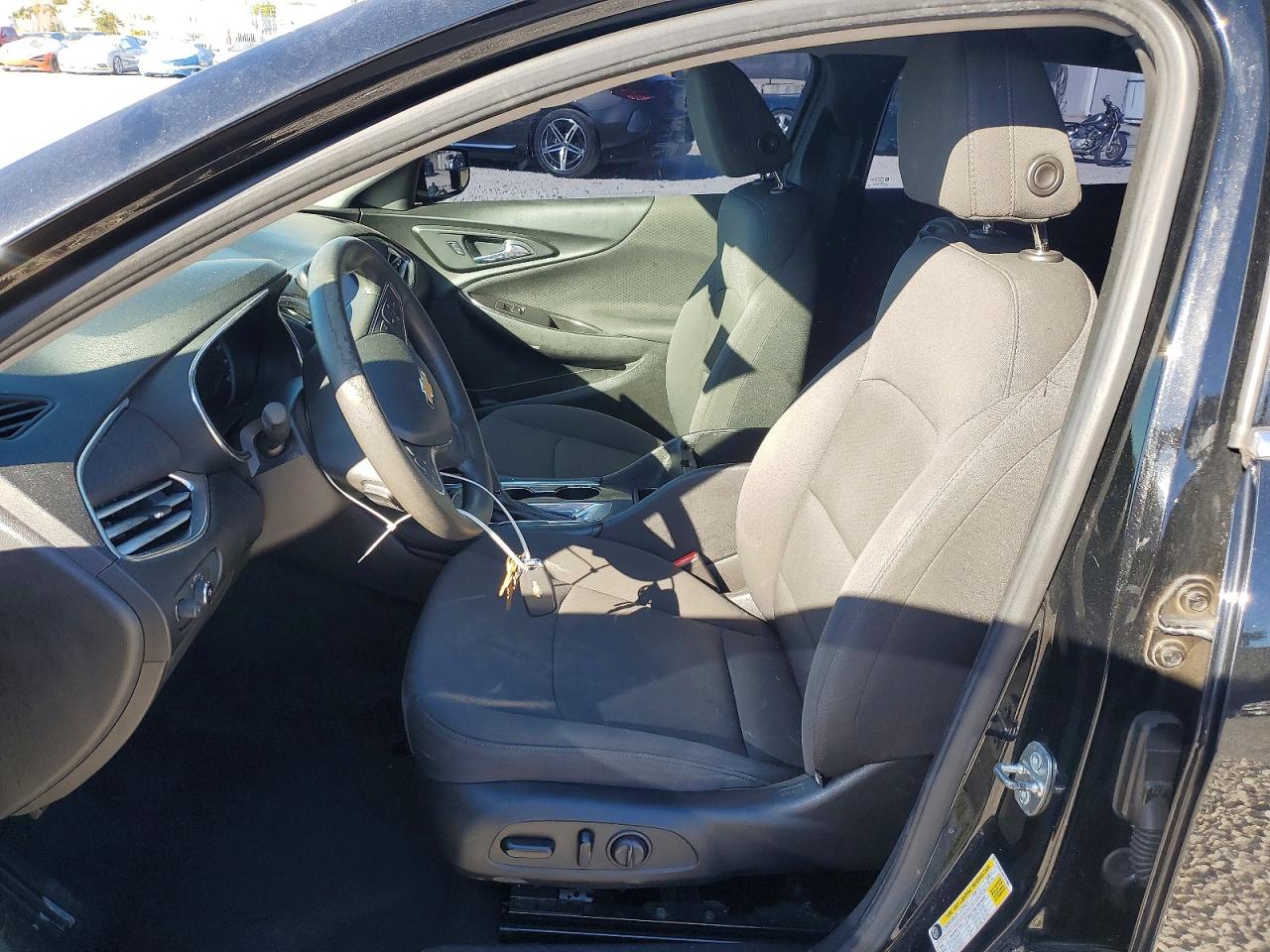 2016 CHEVROLET MALIBU LT photo 7