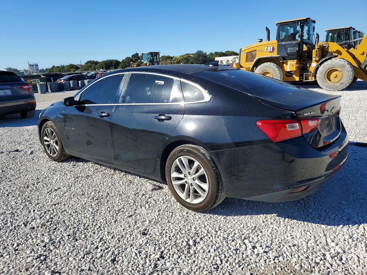 2016 CHEVROLET MALIBU LT photo 2