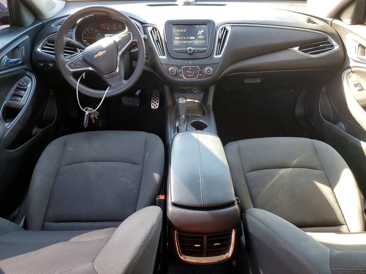 2016 CHEVROLET MALIBU LT photo 8