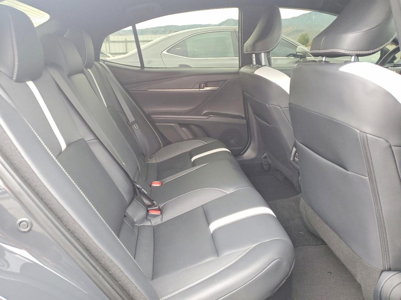2025 TOYOTA CAMRY XSE photo 10