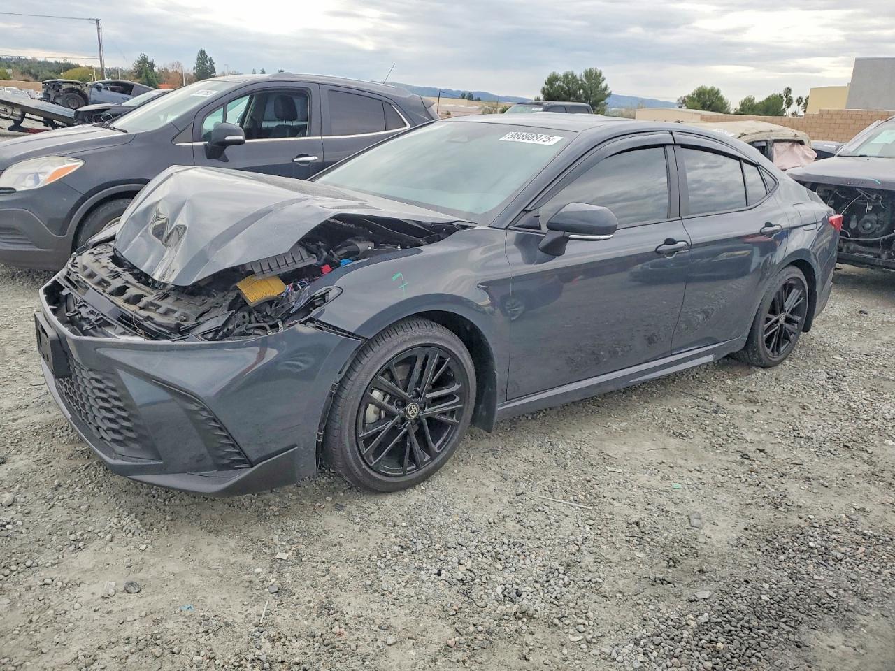 2025 TOYOTA CAMRY
