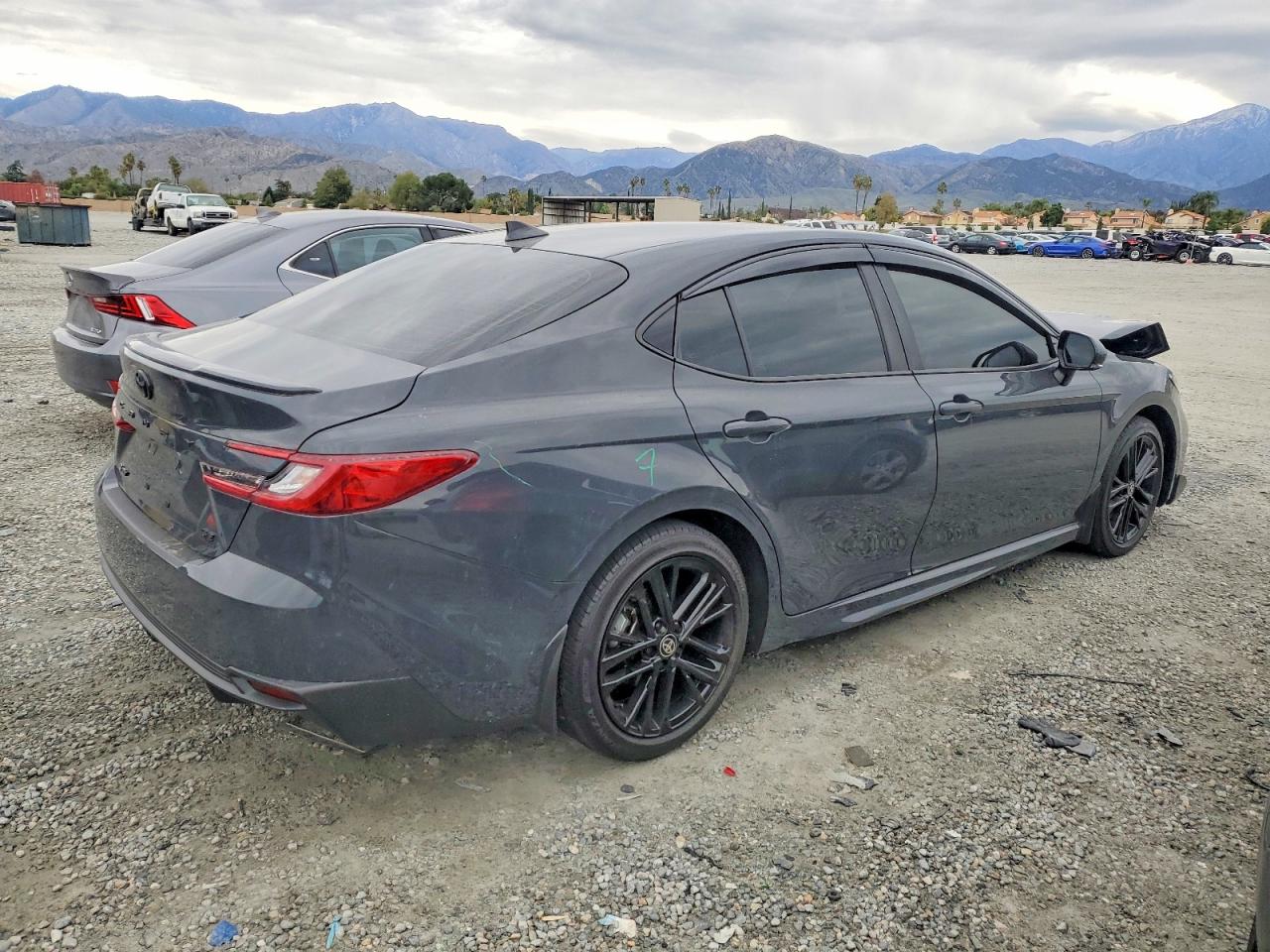 2025 TOYOTA CAMRY XSE photo 3