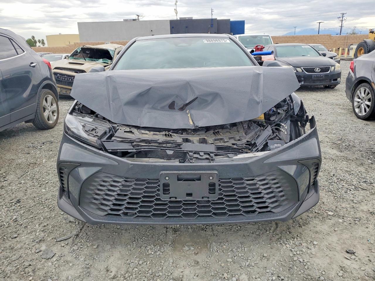 2025 TOYOTA CAMRY XSE photo 5