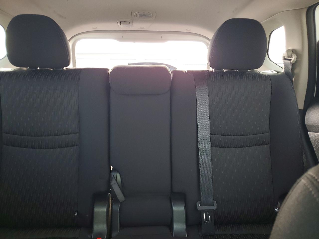2017 NISSAN ROGUE SV photo 10