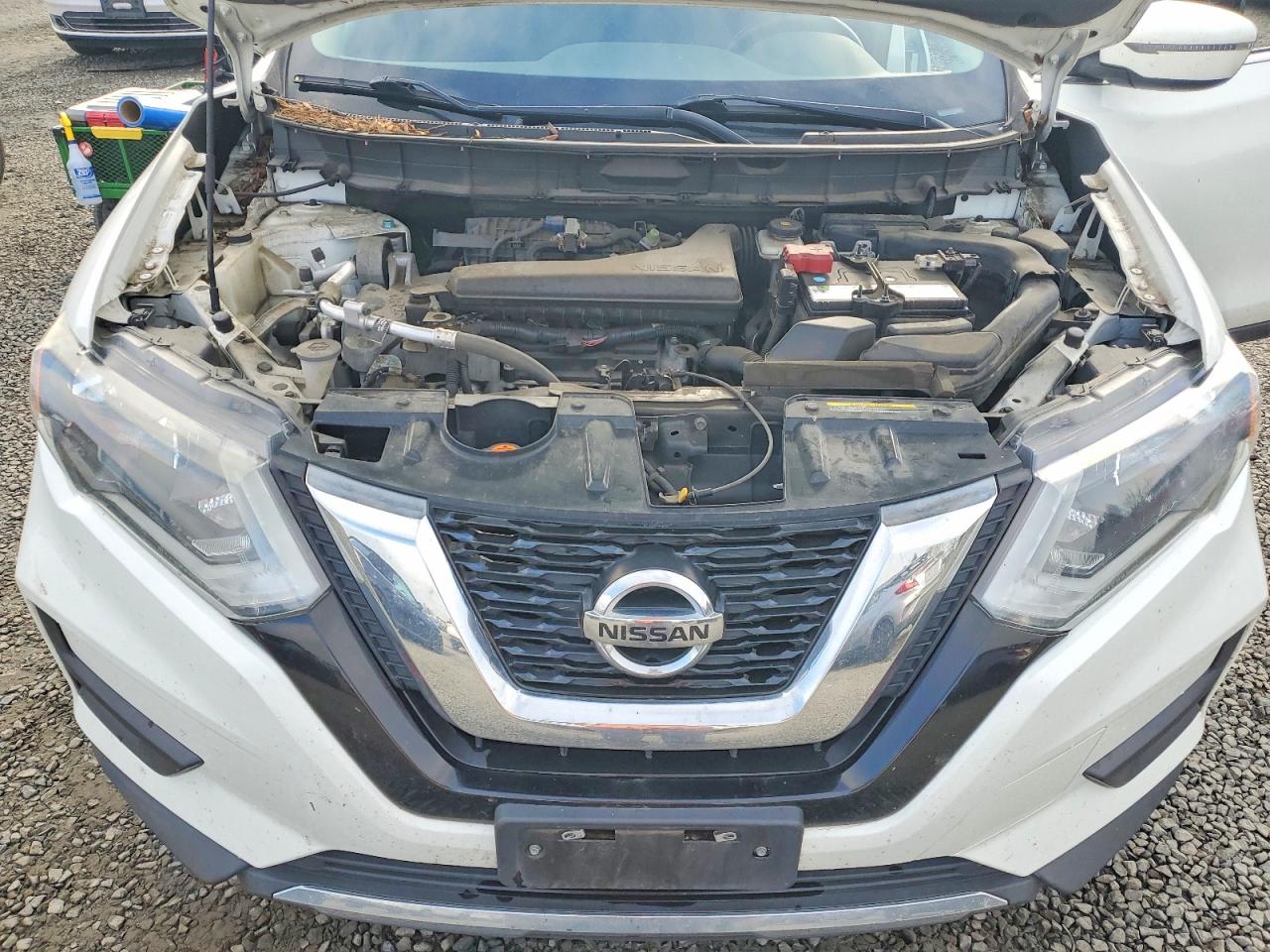 2017 NISSAN ROGUE SV photo 12