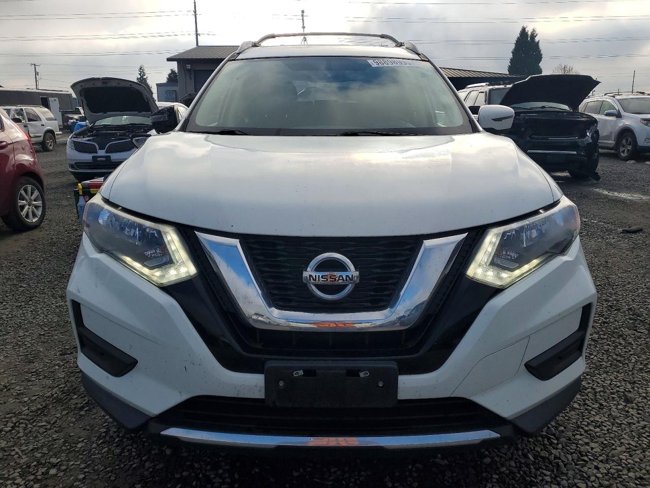 2017 NISSAN ROGUE SV photo 5