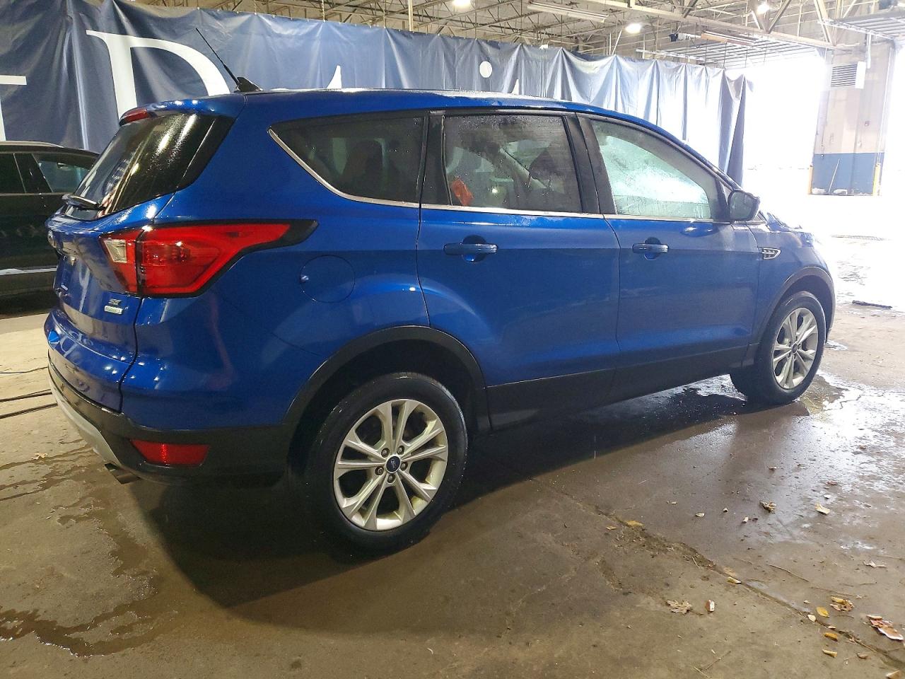 2019 FORD ESCAPE SE photo 3
