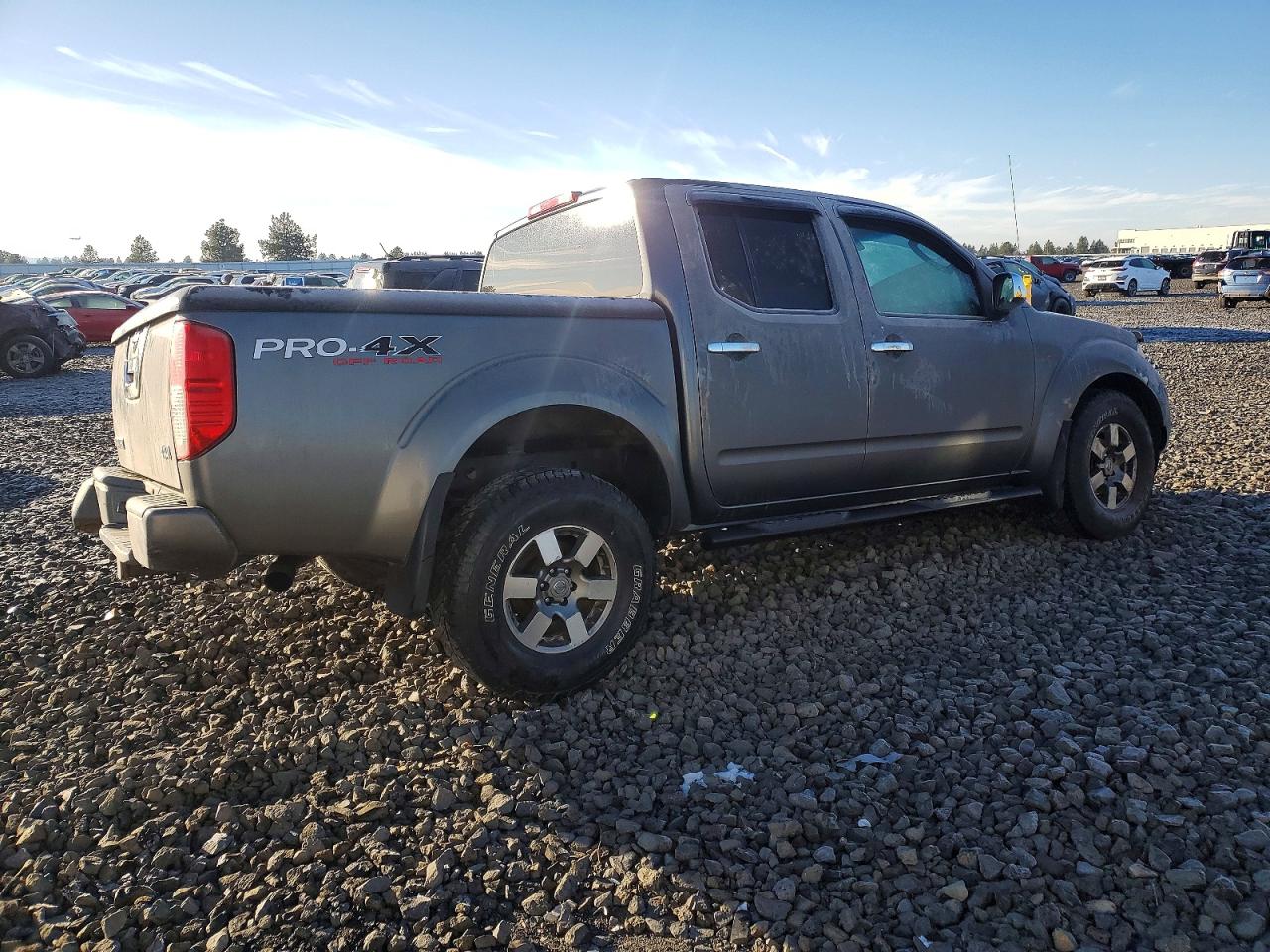 2009 NISSAN FRONTIER SE V6 photo 3
