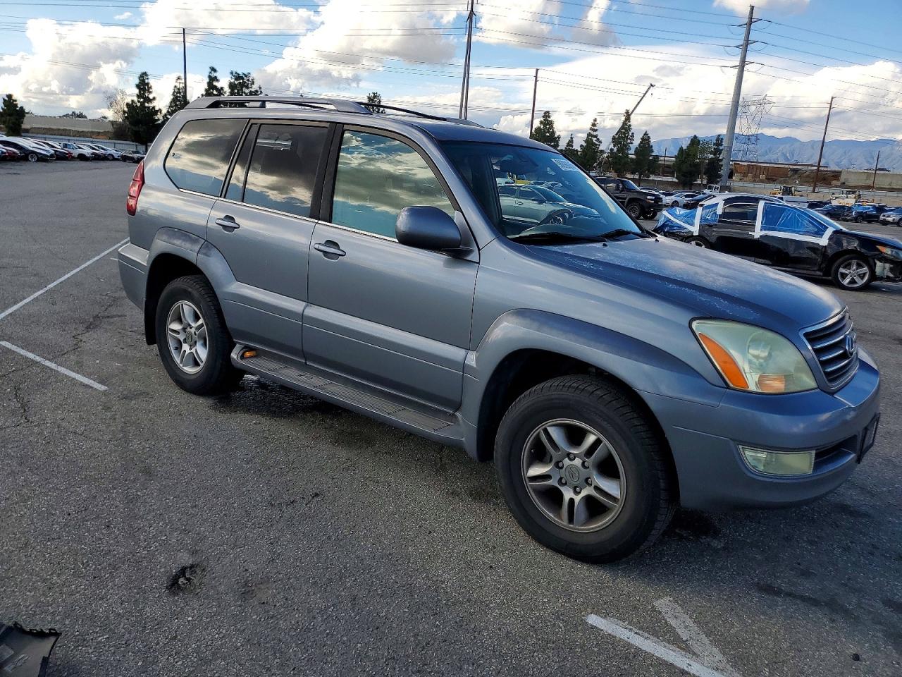 2005 LEXUS GX 470 photo 4