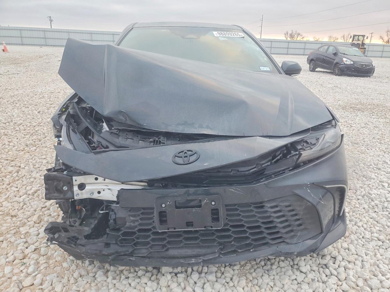 2025 TOYOTA CAMRY XSE photo 5