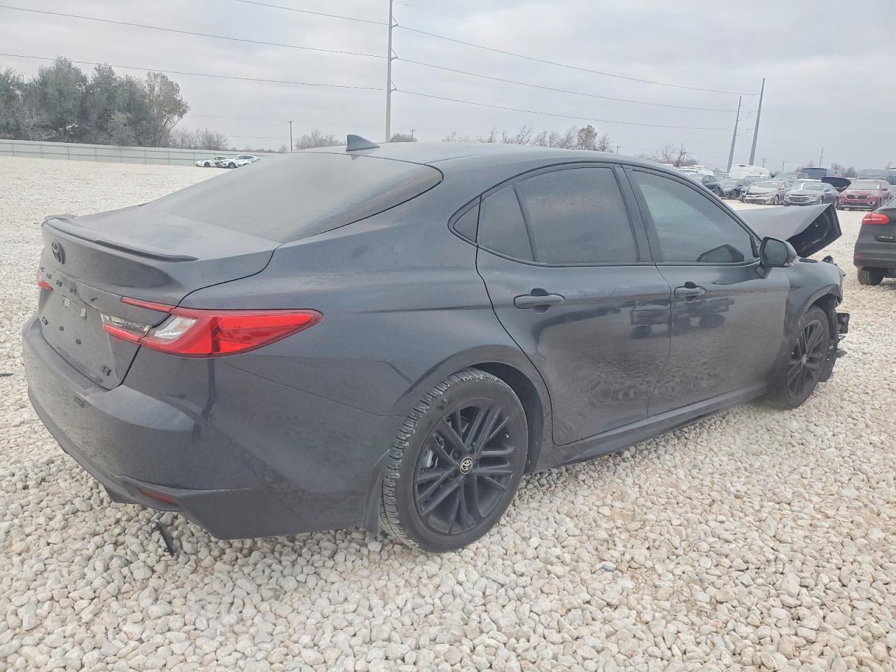 2025 TOYOTA CAMRY XSE photo 3