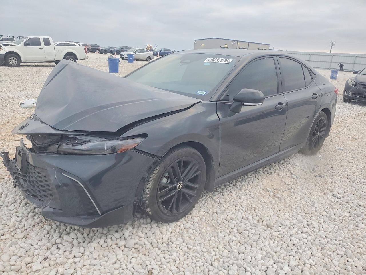 2025 TOYOTA CAMRY