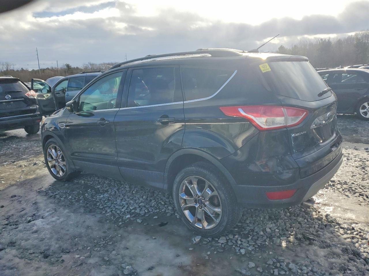 2013 FORD ESCAPE SEL photo 2