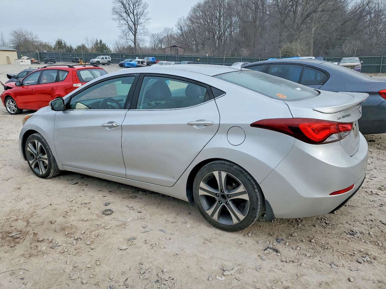 2014 HYUNDAI ELANTRA SE photo 2