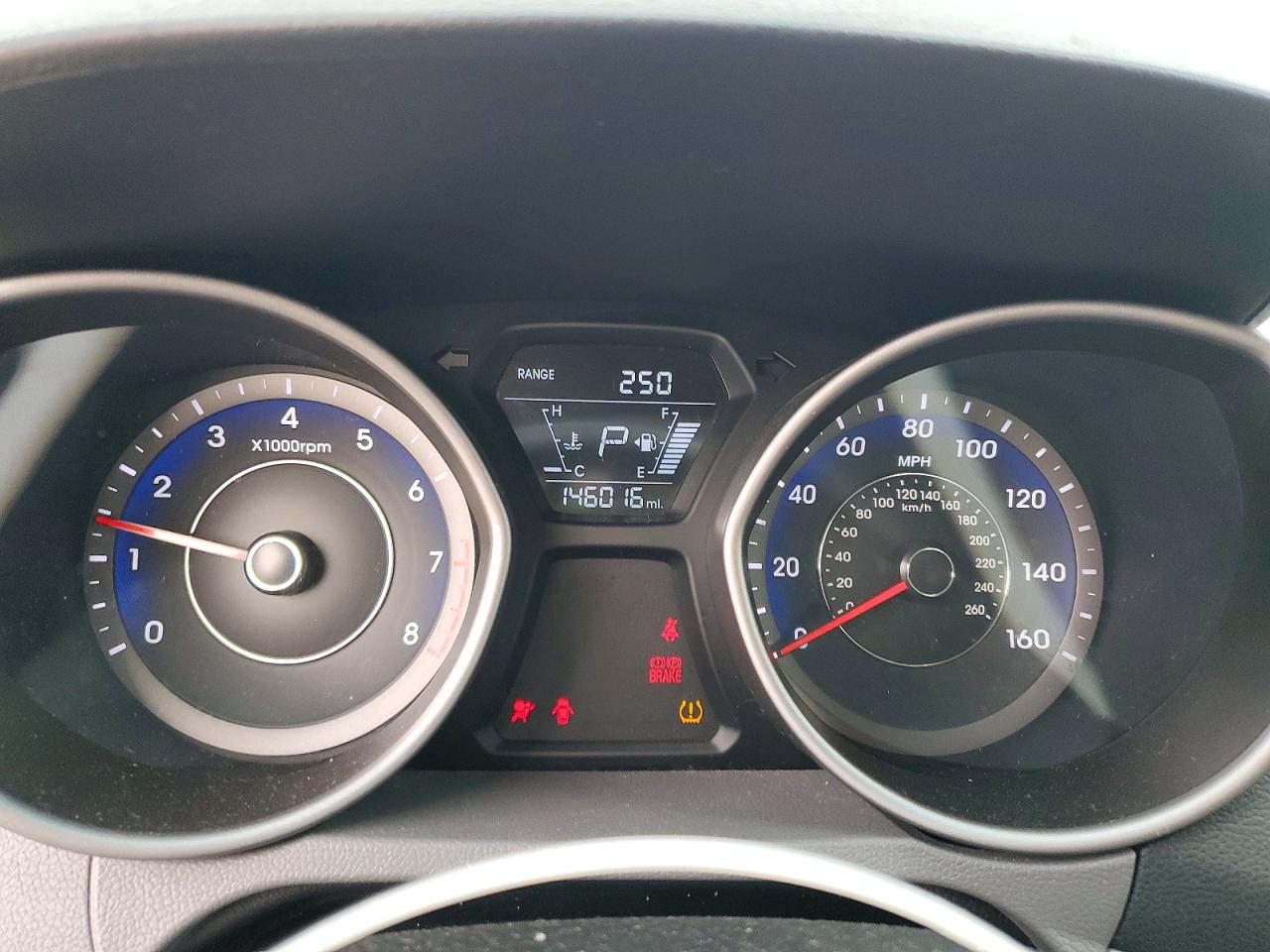 2014 HYUNDAI ELANTRA SE photo 9