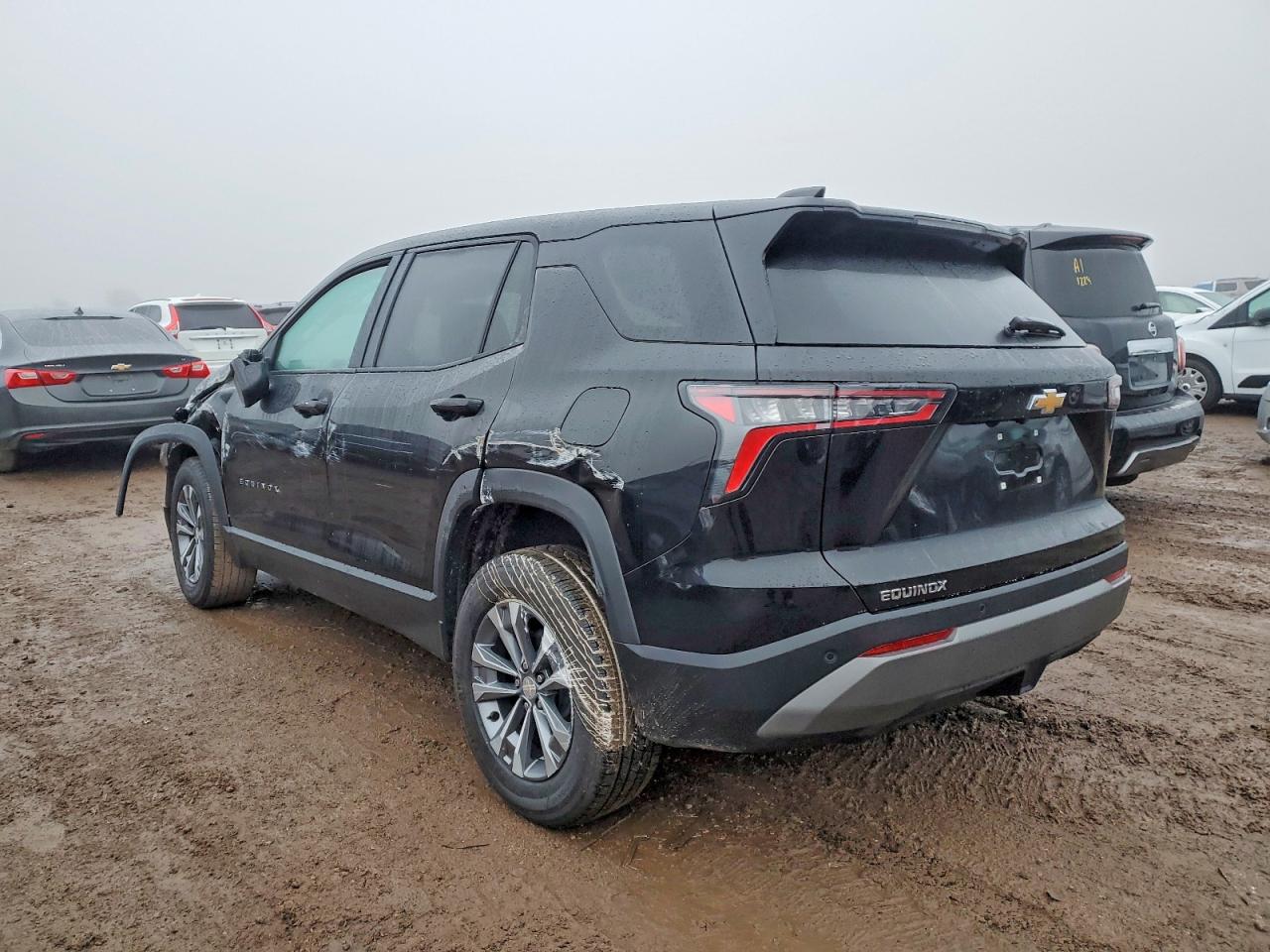 2026 CHEVROLET EQUINOX LT photo 3