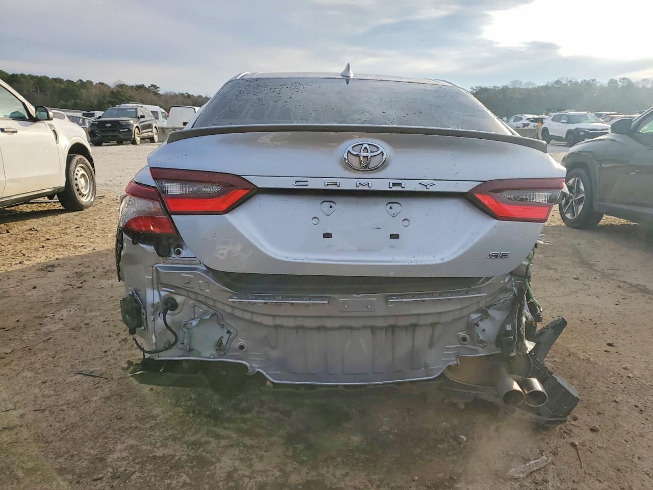 2024 TOYOTA CAMRY SE NIGHT SHADE photo 6