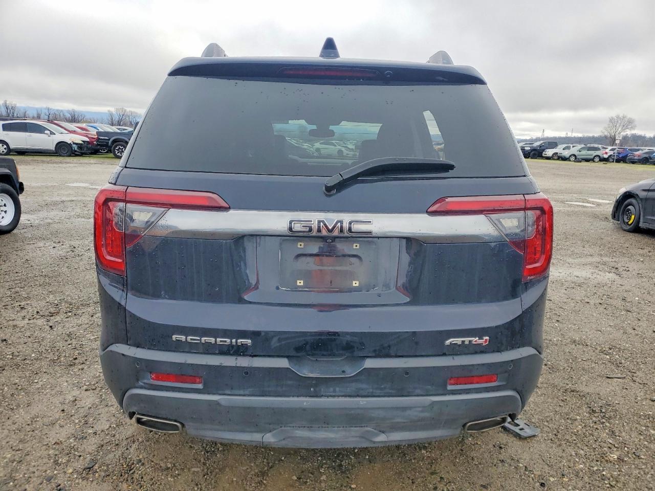 2021 GMC ACADIA AT4 photo 6