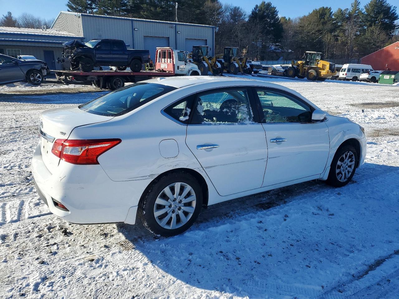 2016 NISSAN SENTRA S photo 3
