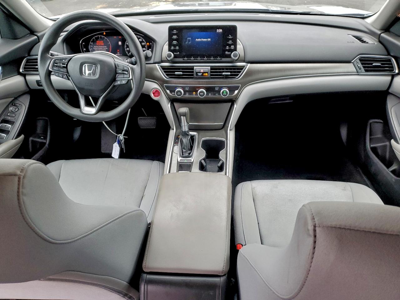 2018 HONDA ACCORD LX photo 8