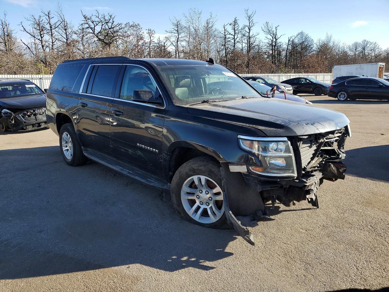 2018 CHEVROLET SUBURBAN K1500 LT photo 10