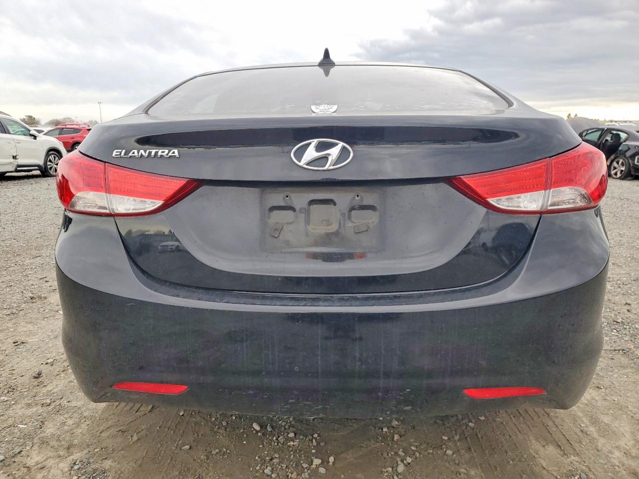 2013 HYUNDAI ELANTRA GLS photo 6