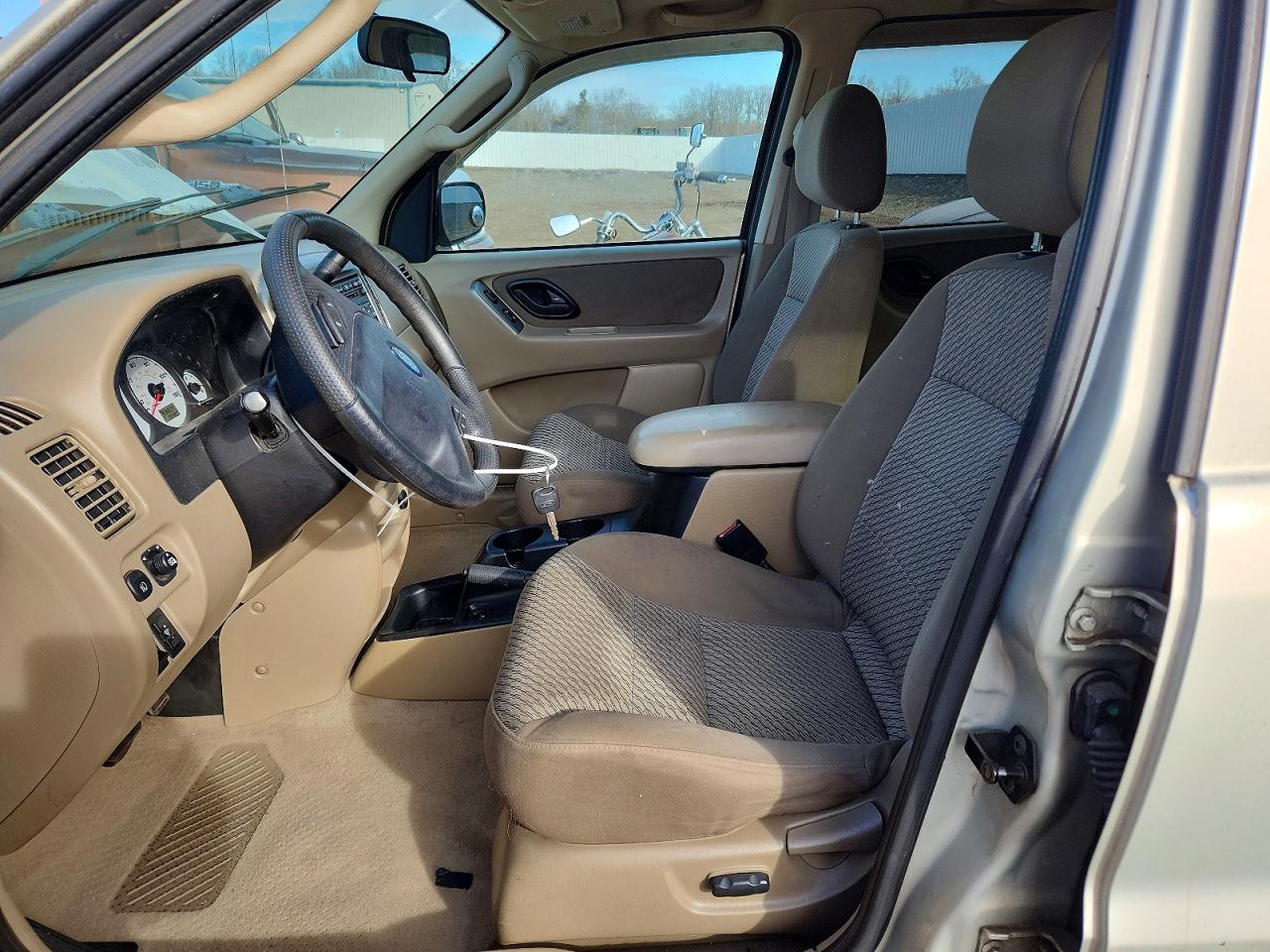 2003 FORD ESCAPE XLT photo 7