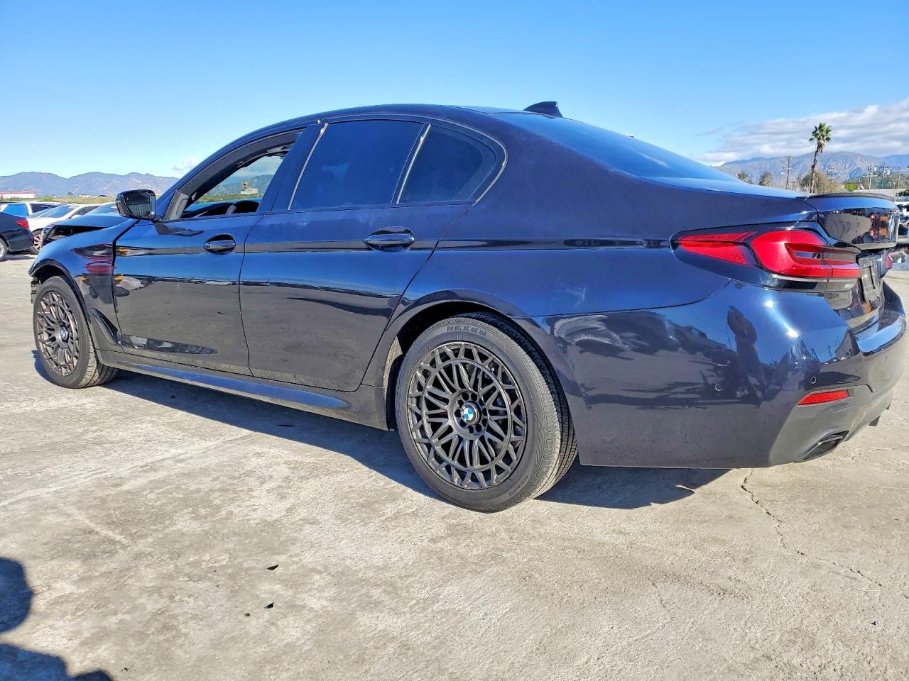2023 BMW 5 SERIES photo 3