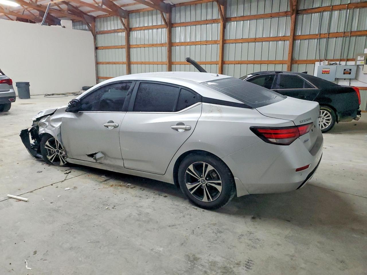2022 NISSAN SENTRA SV photo 2