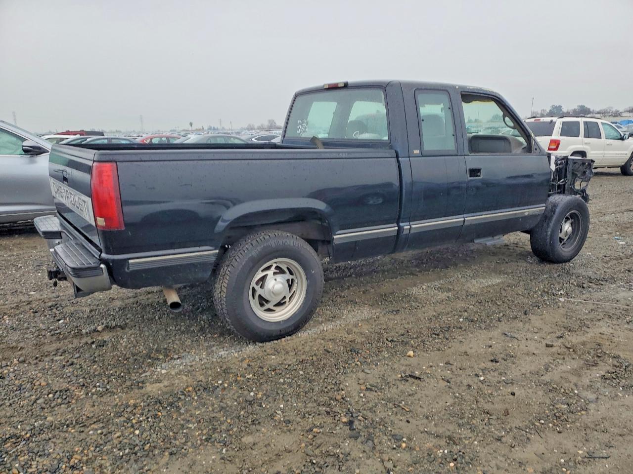 1997 CHEVROLET GMT-400 K1500 photo 3